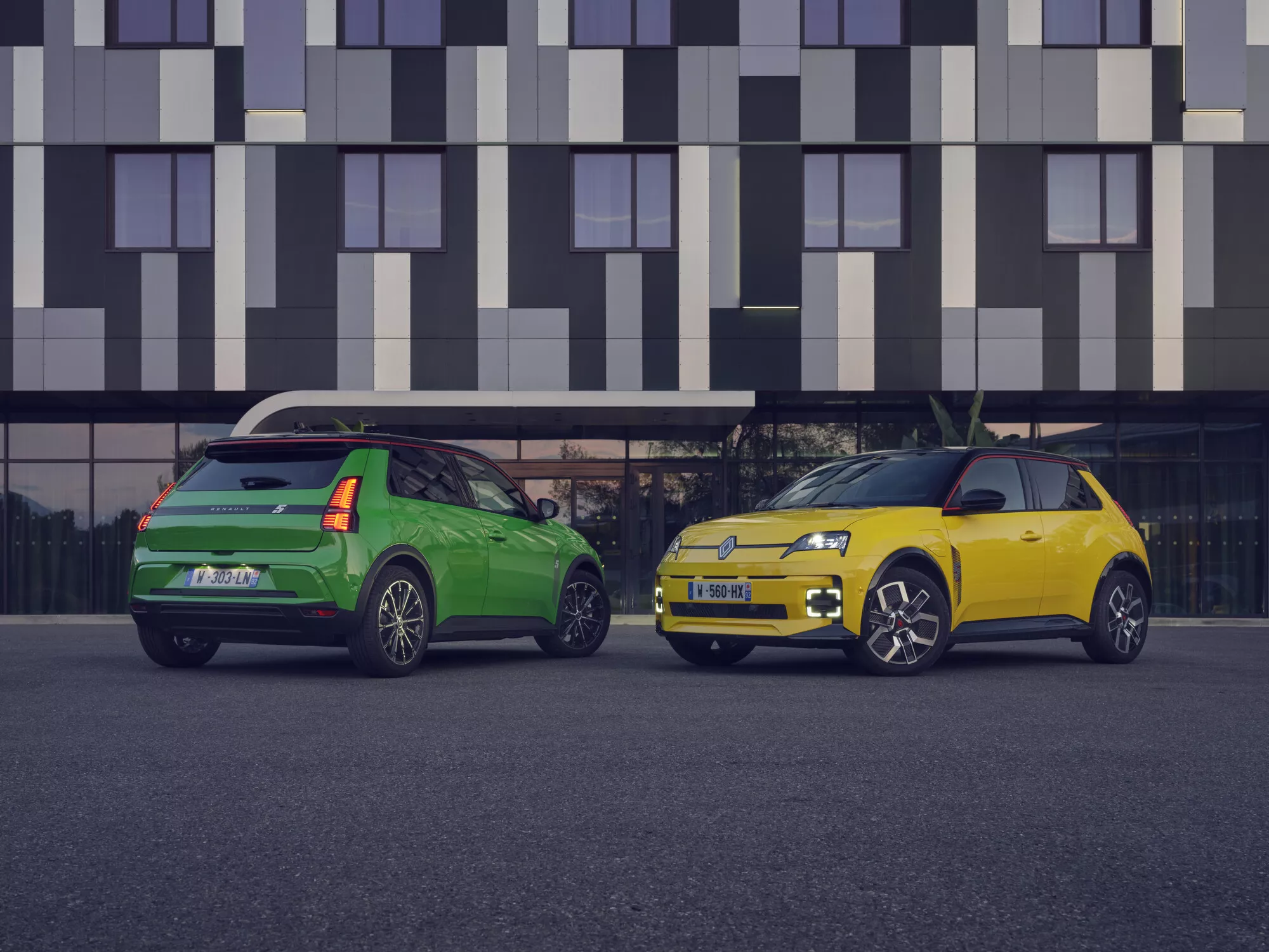 RENAULT 5 E-TECH 100% ELÉTRICO: ABERTURA DE ENCOMENDAS PARA AS VERSÕES DE AUTONOMIA URBAN